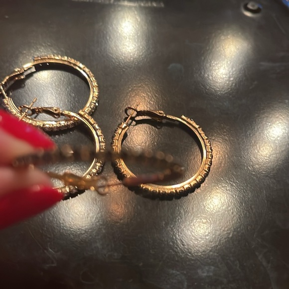 Earrings-2 pair of blingy hoops, clear and black. Diameter 1 1/2” - Picture 3 of 3